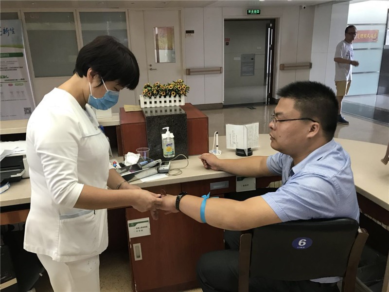 （433）马海峰 – 海宁父亲身体健康却执意住院！只为一个素不相识的孩子 – 2018年09月07日 捐献名录 第1张