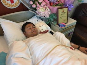 （311）靳建锋 – 他是一个极富爱心的人，一直坚持做社会公益活动 – 2016年10月31日