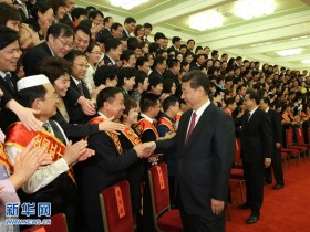郑卫军赴京参加中国红十字会会员代表大会