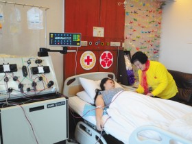 (258)周素素 – 捐166毫升干细胞 救8岁病危男童 – 2015年11月24日