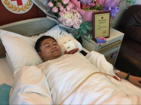 (311)靳建锋 – 他是一个极富爱心的人,一直坚持做社会公益活动 – 2016年10月31日