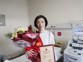（423）陈选燕 – 为了救助上海两岁患病女童 温州宝妈撸袖捐献“生命火种” – 2018年08月10日