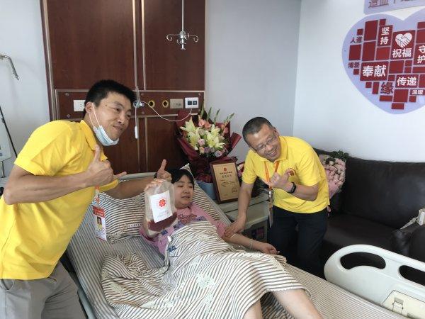 “生命种子”如何传递？记者与造血干细胞志愿者一同跨省护送 浙江省造血干细胞捐献志愿服务队 第2张