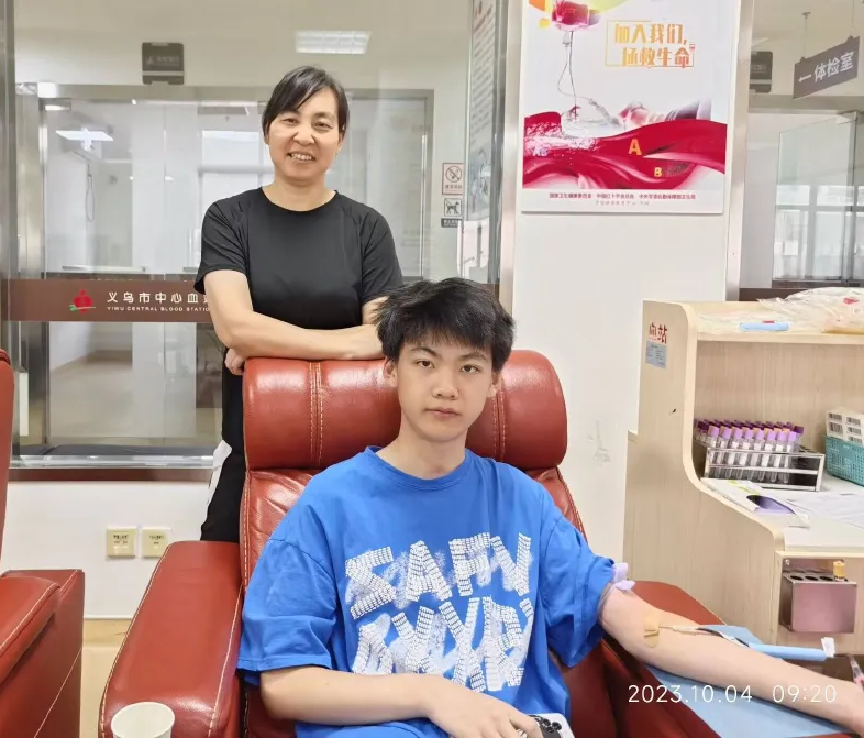 这场“一个人的毕业典礼”,全网点赞! 媒体报道 第5张-生命因您而精彩